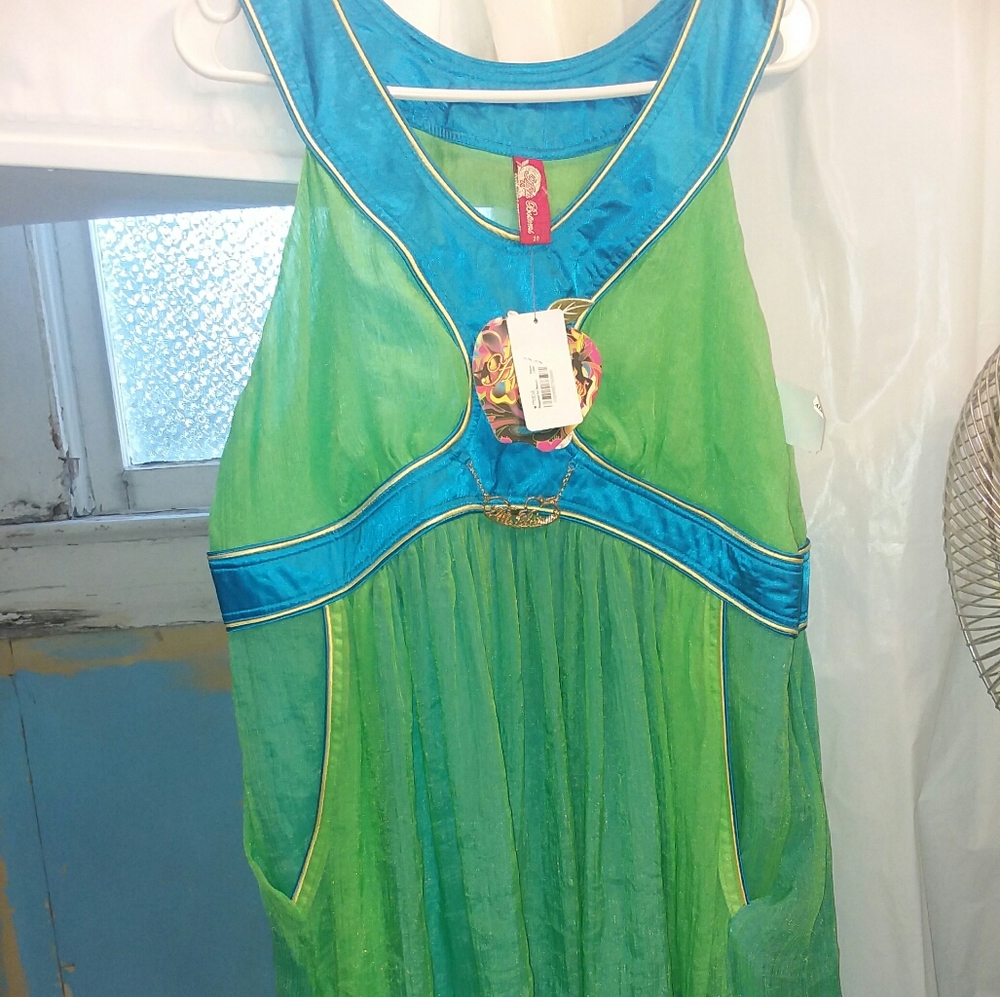 APPLE BOTTOMS DRESS SIZE 20